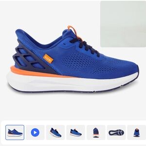 New in Box Kizik Mens Athens 2 Sneakers in Lapis Blue